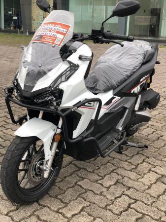 Honda ADV160 2025 - February 25, 2026 07:07 AM - Mount Lavinia, Colombo