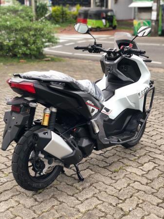 Honda ADV160 2025 - February 25, 2026 07:07 AM - Mount Lavinia, Colombo