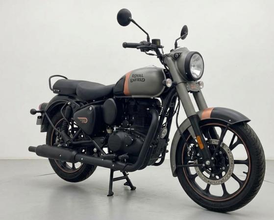 Royal Enfield 350 Classic Outfit Classic 350 2025 - March 2, 2026 08:54 AM - Dehiwala, Colombo