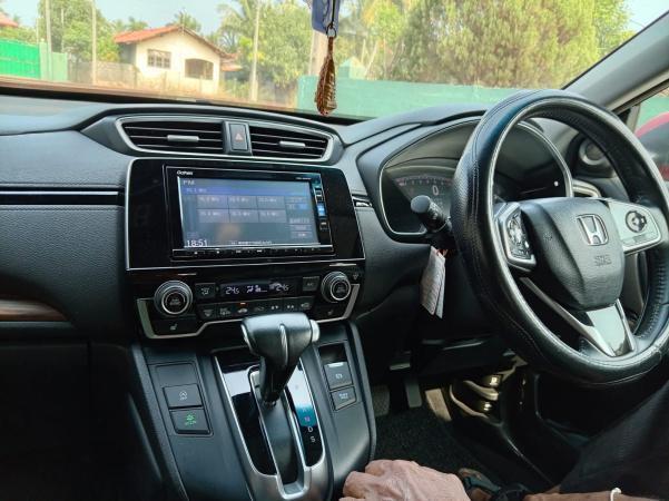 Honda CR-V Masterpiece Japan 2019 - March 4, 2026 08:02 PM - Gampaha