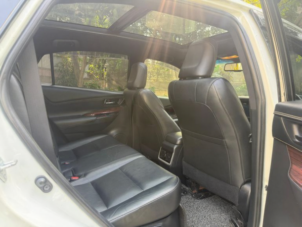 Toyota Harrier Premium 2016 - March 14, 2026 04:27 PM - Dehiwala, Colombo