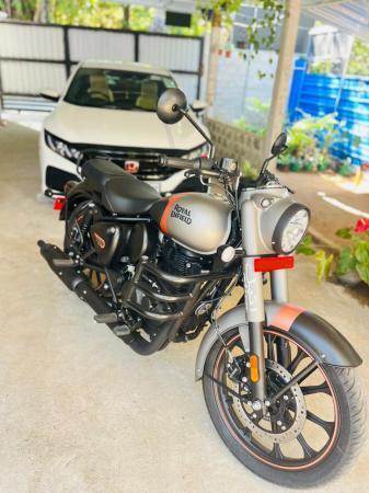 Royal Enfield 350 Classic Outfit Classic 350 2026 - May 7, 2026 11:28 AM - Mount Lavinia, Colombo