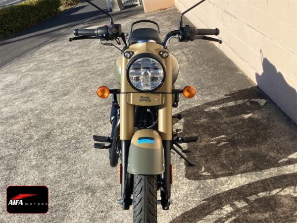 Royal Enfield 350 Classic Outfit Classic 350 2026 - May 14, 2026 03:28 PM - Mount Lavinia, Colombo